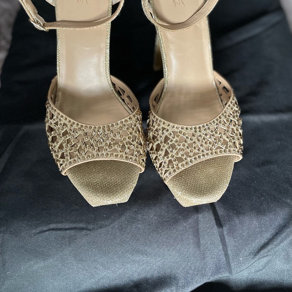 Dress shoes Size 11 Gold with rhinestones